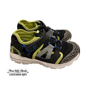 Stride Rite Sz 11.5M Made2Play Nesta Black Sneaker Sandals